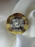 Diseño especial de dos capas de color plata y oro con anillo hecho a mano pavimentado con perlas Accesorio exquisito