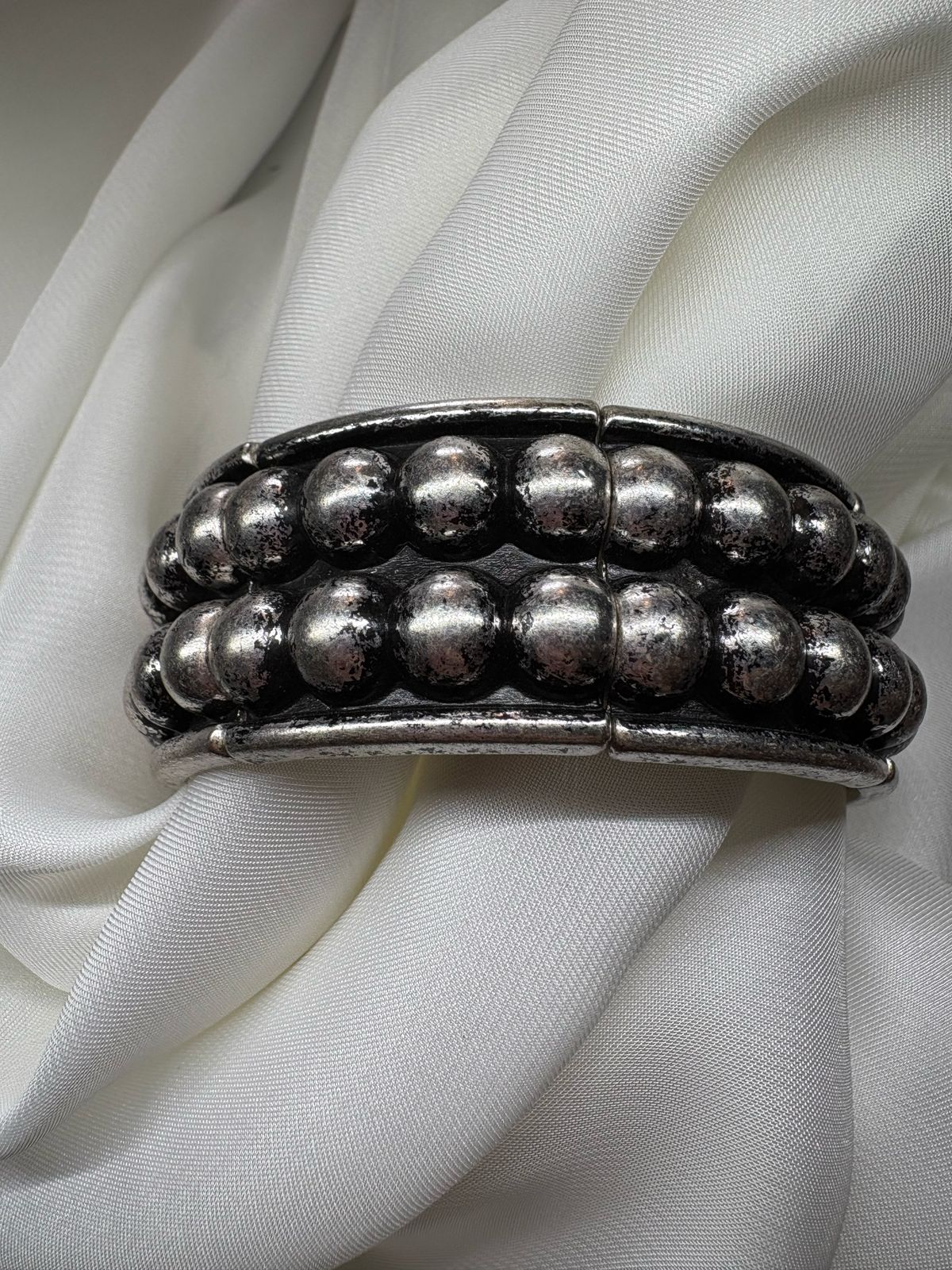 brazalete de plata oxididada